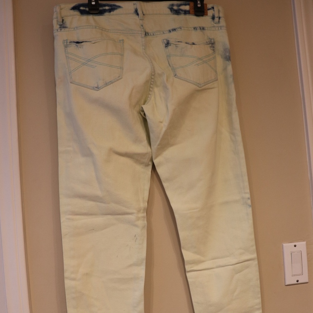 Aeropostale